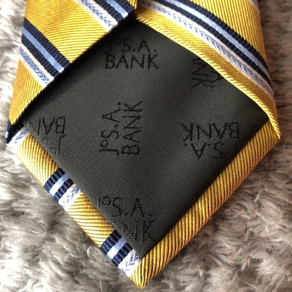 Preowned 💫JOS A BANKS💫100%silk tie - Picture 5 of 8